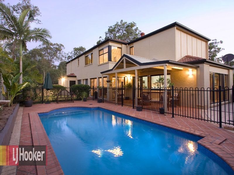 1 Camberwell Place, Forest Lake QLD 4078