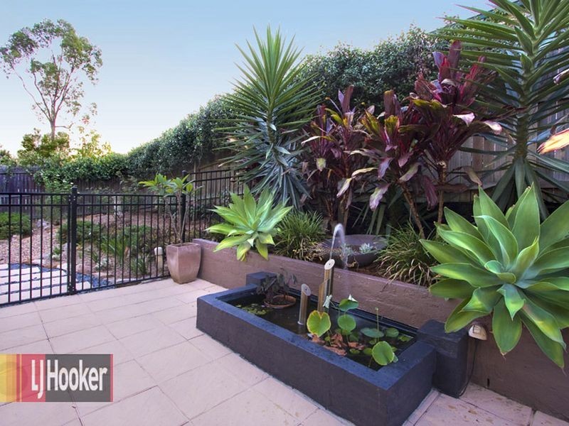 1 Camberwell Place, Forest Lake QLD 4078