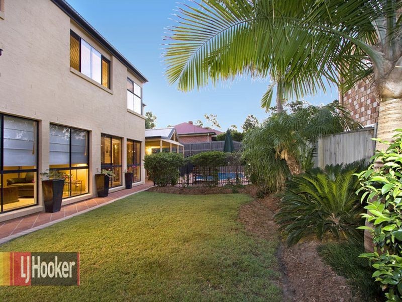 1 Camberwell Place, Forest Lake QLD 4078
