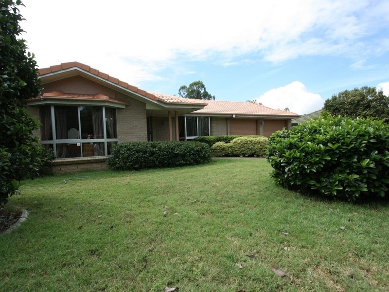 5 Baxter Crescent, Forest Lake QLD 4078