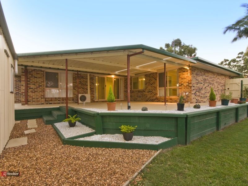 5 Scarlet Place, Forest Lake QLD 4078