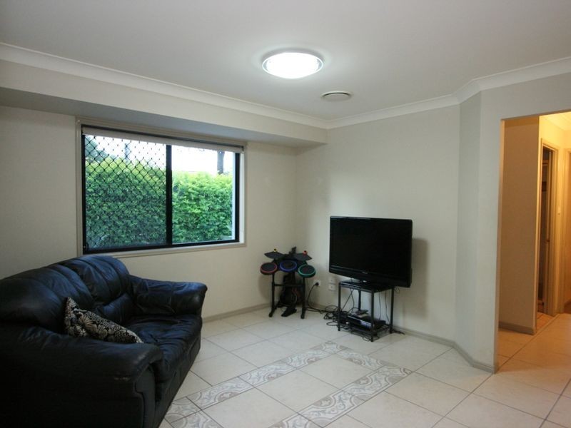 1 Brooklands Circuit, Forest Lake QLD 4078