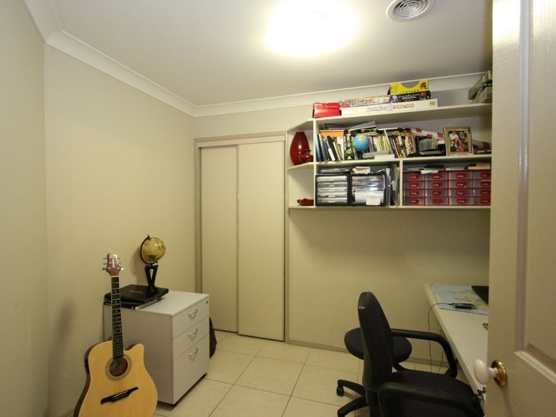 1 Brooklands Circuit, Forest Lake QLD 4078