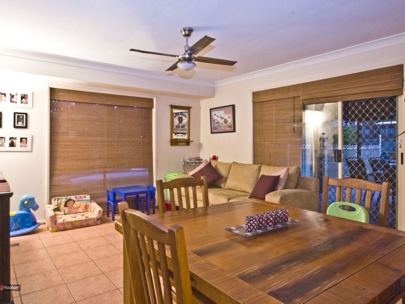 15 Cassowary Street, Doolandella QLD 4077