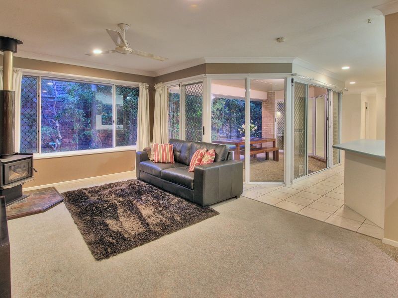 10 Serrata Circuit, Forest Lake QLD 4078
