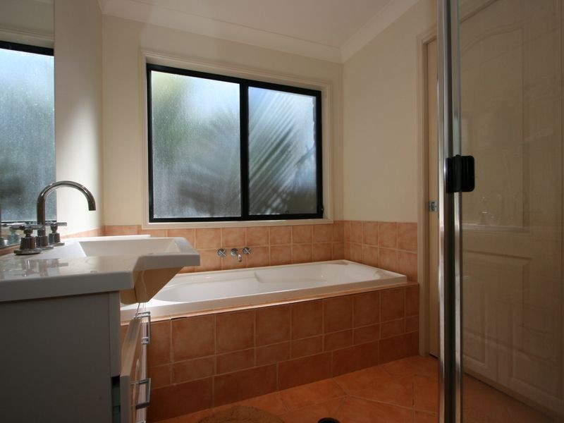 15 Warrumbungle Street, Forest Lake QLD 4078