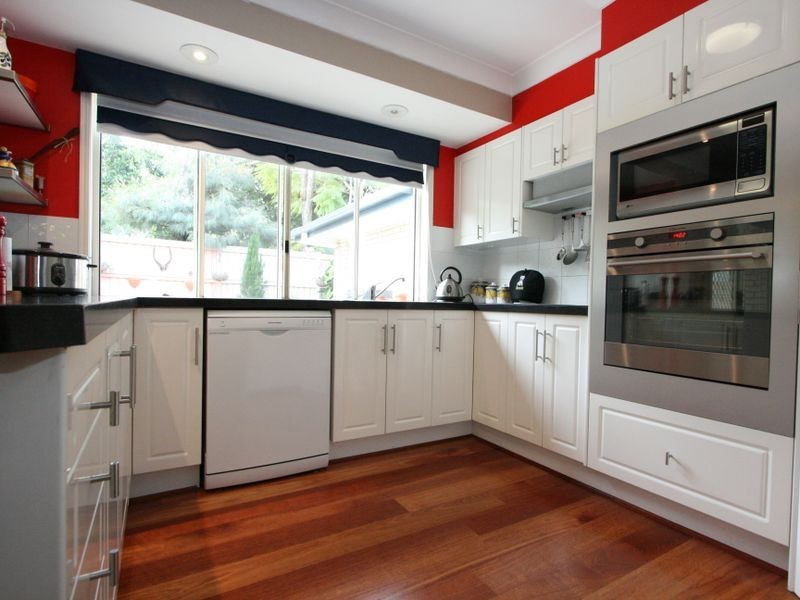 20 Robusta Place, Forest Lake QLD 4078