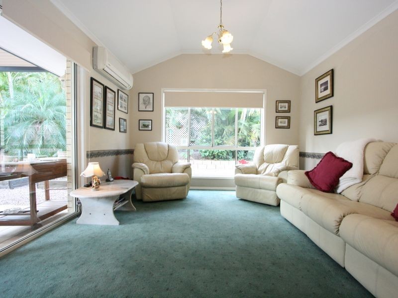 20 Robusta Place, Forest Lake QLD 4078