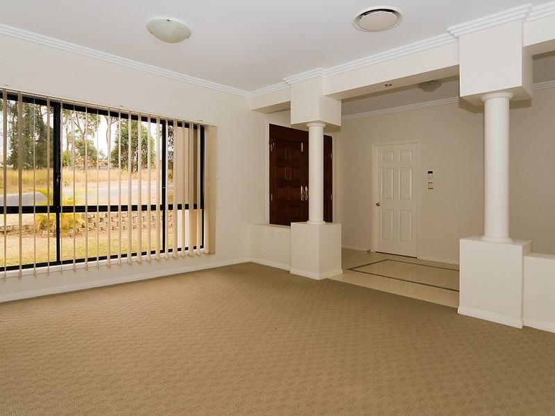 10 Summit Terrace, Forest Lake QLD 4078