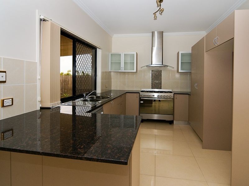 10 Summit Terrace, Forest Lake QLD 4078