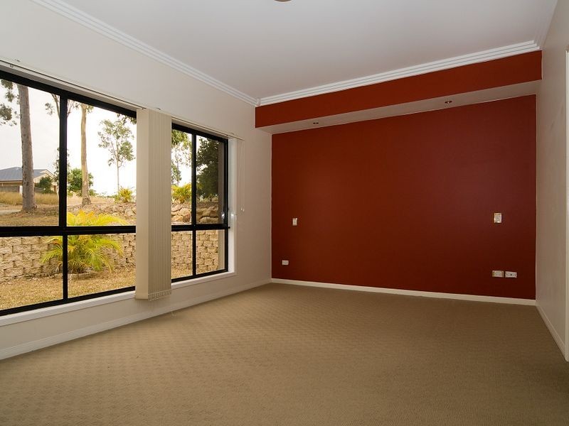 10 Summit Terrace, Forest Lake QLD 4078