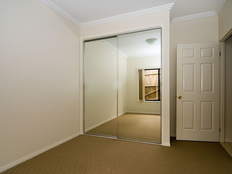 10 Summit Terrace, Forest Lake QLD 4078