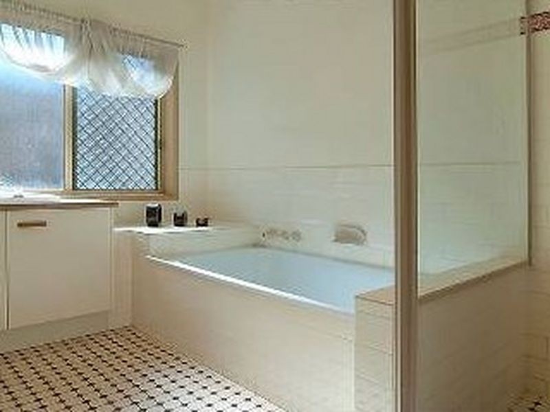 14 Tarragon Place, Forest Lake QLD 4078