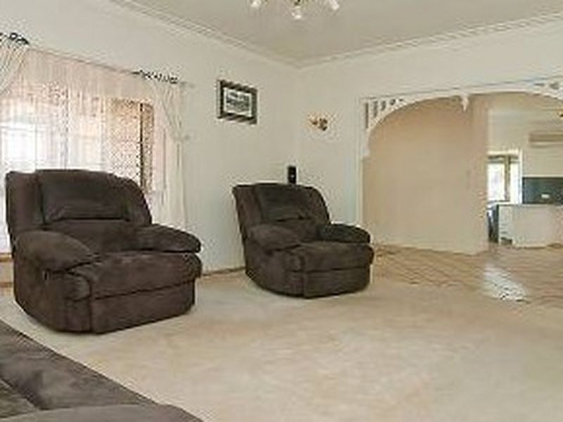 14 Tarragon Place, Forest Lake QLD 4078