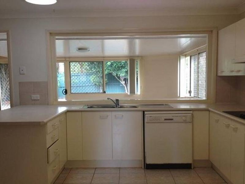 1 Cook Street, Forest Lake QLD 4078