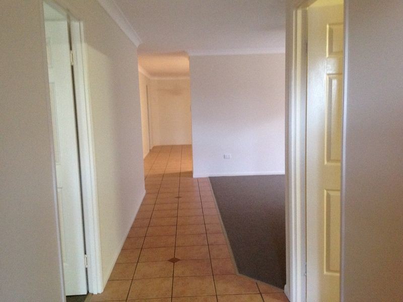 33 Centennial Way, Forest Lake QLD 4078