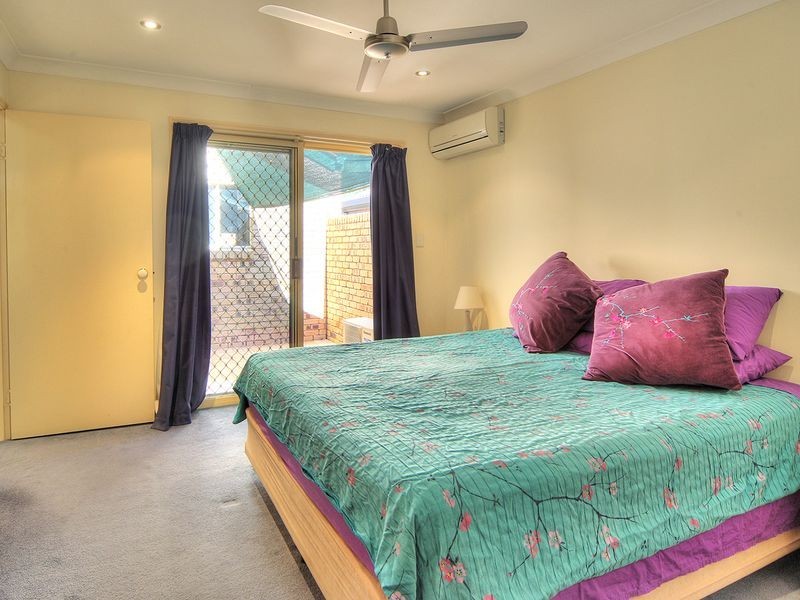 32 Clarendon Circuit, Forest Lake QLD 4078