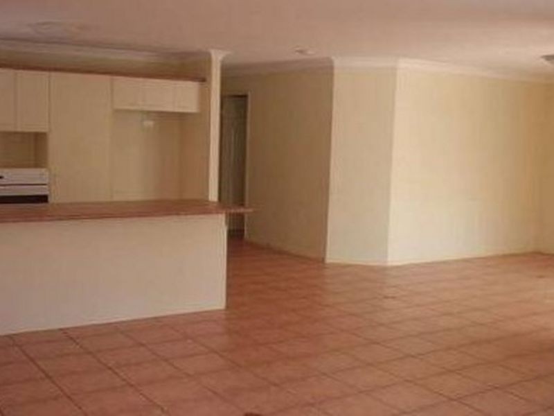 43 Regents Circuit, Forest Lake QLD 4078