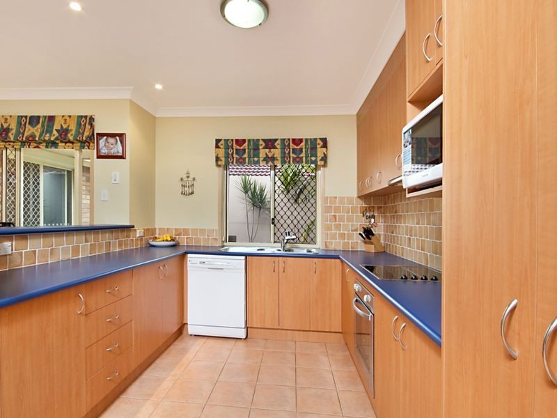 37 Laricina Circuit, Forest Lake QLD 4078