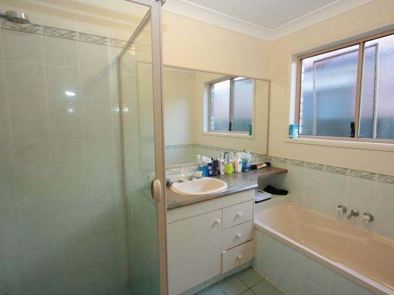 26 Richmond Place, Forest Lake QLD 4078