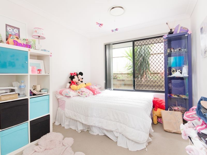 49 Tropical Drive, Forest Lake QLD 4078