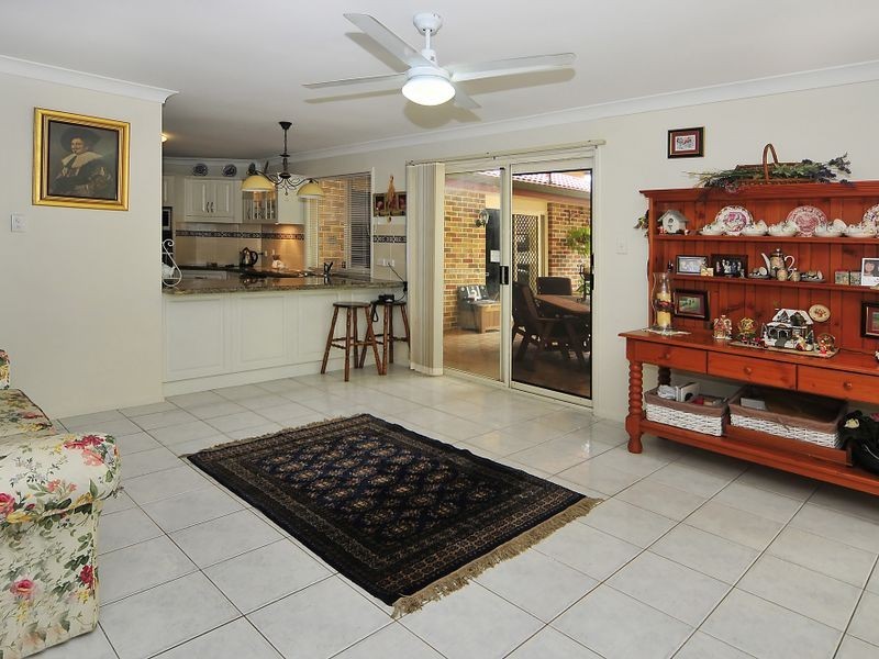 14 Augusta Crescent, Forest Lake QLD 4078