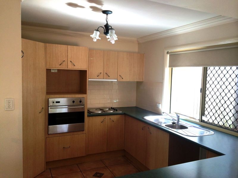 3 Hervey Close, Forest Lake QLD 4078