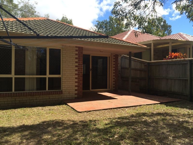 3 Hervey Close, Forest Lake QLD 4078