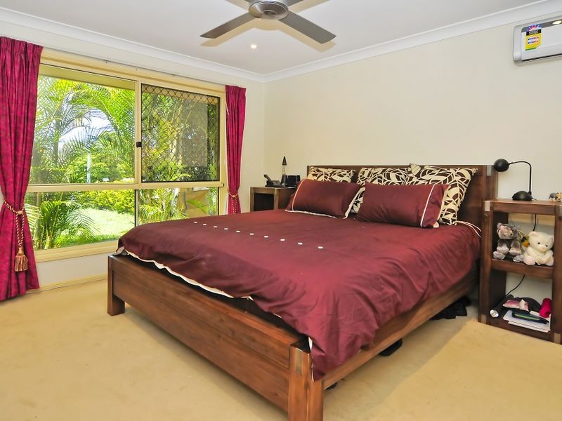 52 Regents Circuit, Forest Lake QLD 4078