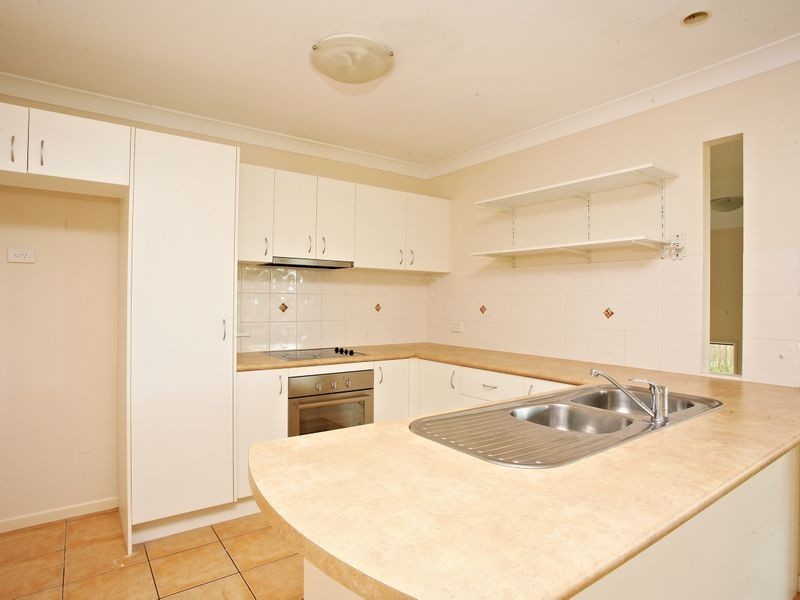 12 Hurst Street, Crestmead QLD 4132