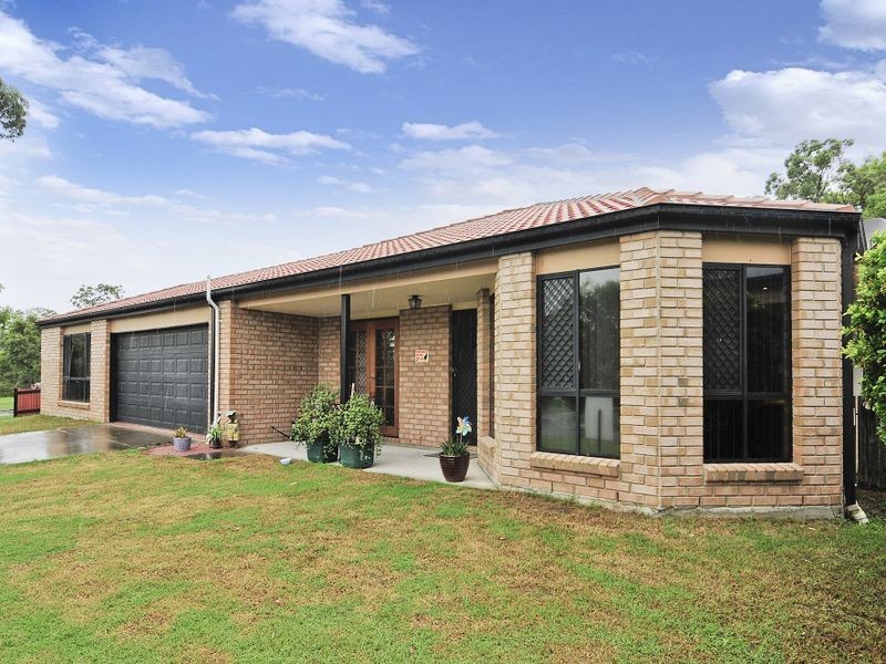 22 Paton Crescent, Forest Lake QLD 4078