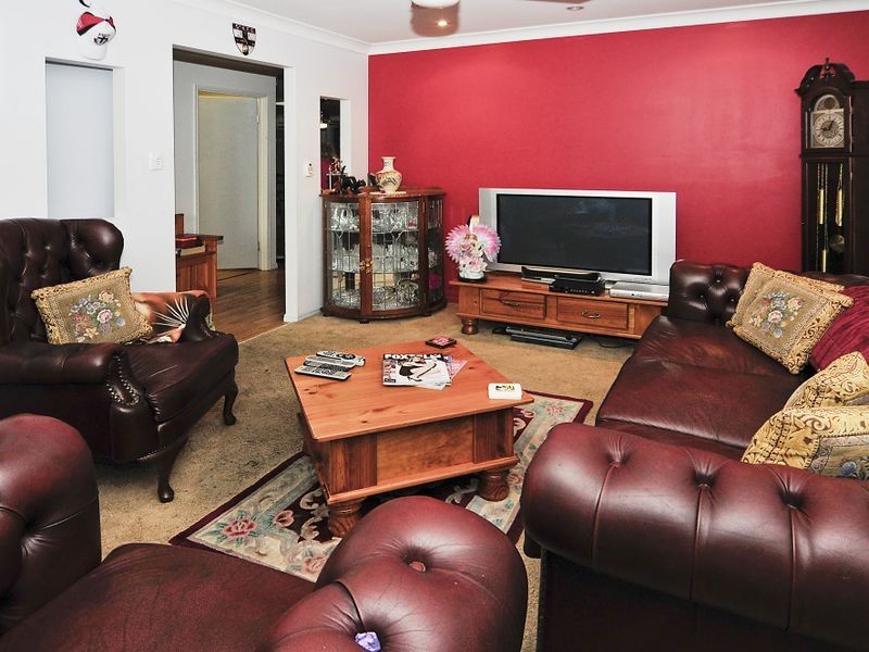 22 Paton Crescent, Forest Lake QLD 4078