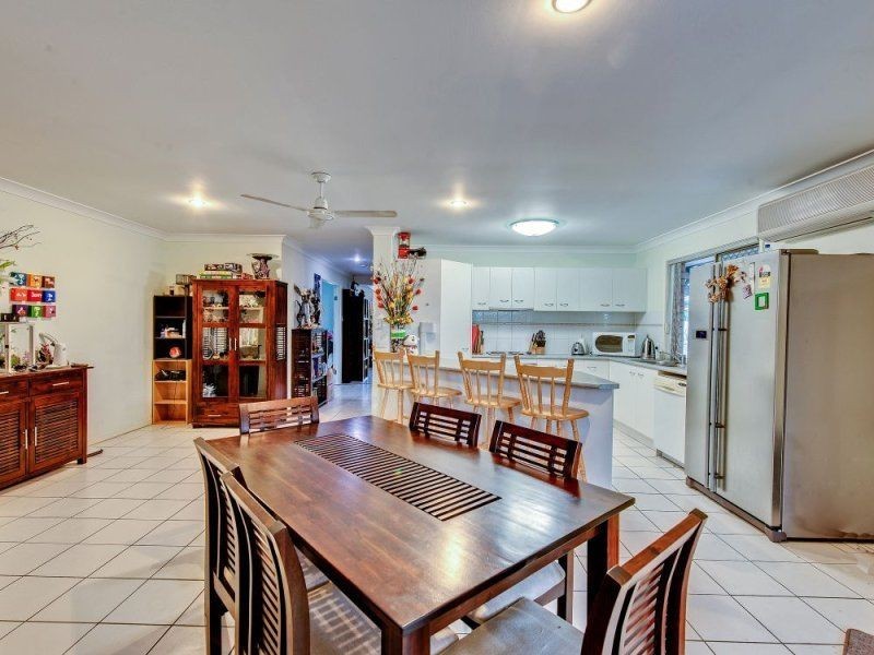 16 Agostino Close, Doolandella QLD 4077