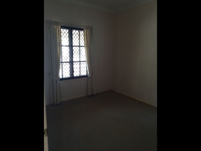 6 Amamoor Court, Forest Lake QLD 4078