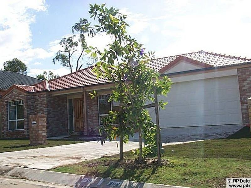 6 Hannam Crescent, Forest Lake QLD 4078