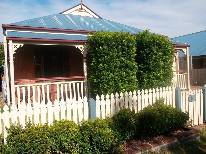 57 Paton Crescent, Forest Lake QLD 4078