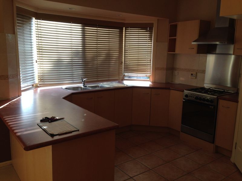 57 Paton Crescent, Forest Lake QLD 4078