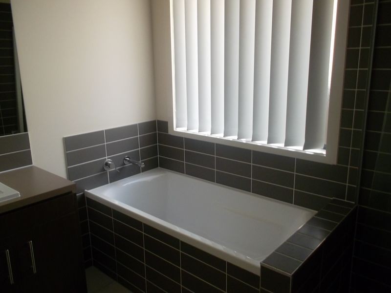 34 Rosella Crescent, Springfield Lakes QLD 4300