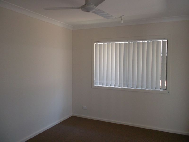 34 Rosella Crescent, Springfield Lakes QLD 4300