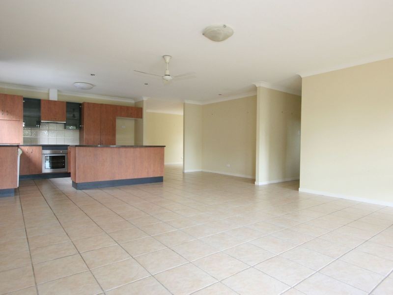 40 Paton Crescent, Forest Lake QLD 4078