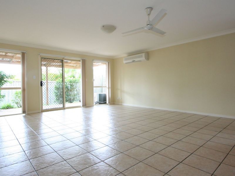 40 Paton Crescent, Forest Lake QLD 4078