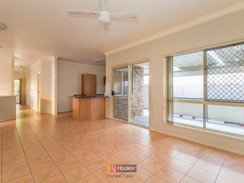 10 Montserrat Place, Forest Lake QLD 4078