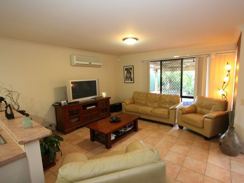 19 Bannister Place, Forest Lake QLD 4078