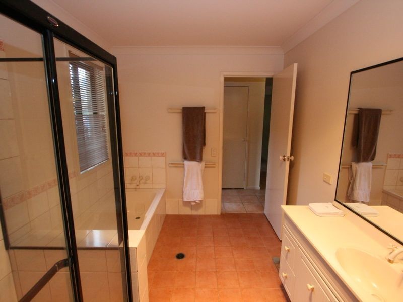 19 Bannister Place, Forest Lake QLD 4078