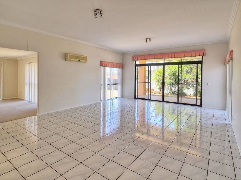 18 Ascot Avenue, Forest Lake QLD 4078