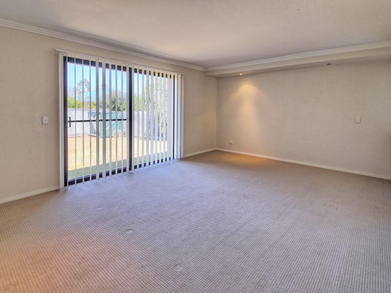 18 Ascot Avenue, Forest Lake QLD 4078