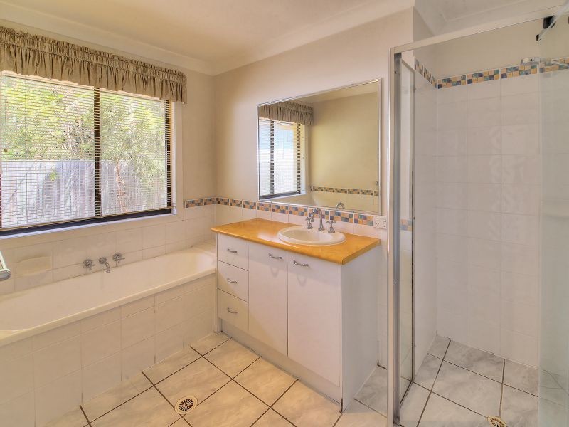 18 Ascot Avenue, Forest Lake QLD 4078