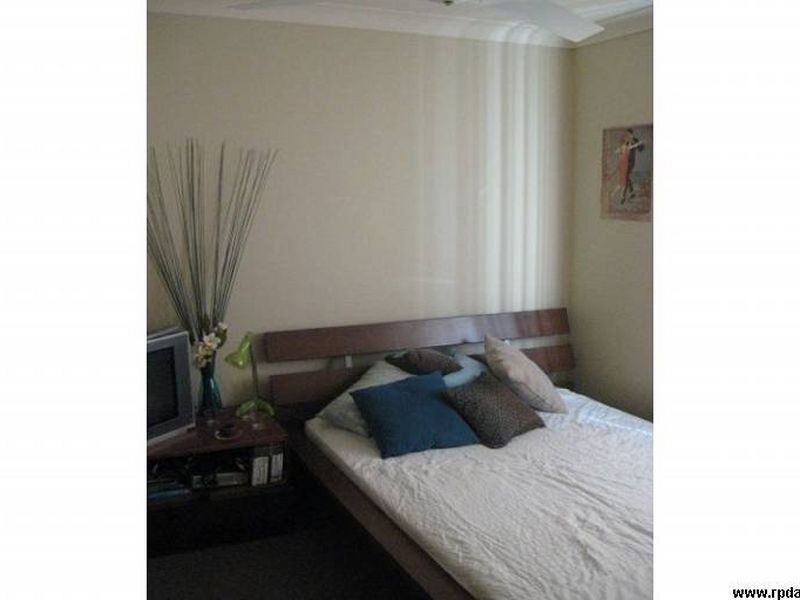 2 Maidenhair Court, Forest Lake QLD 4078