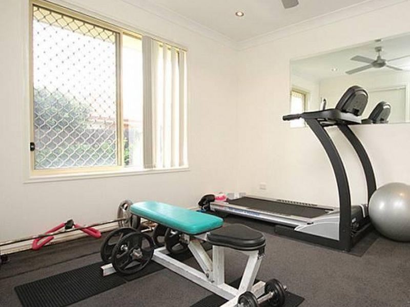 8 Bullen Circuit, Forest Lake QLD 4078