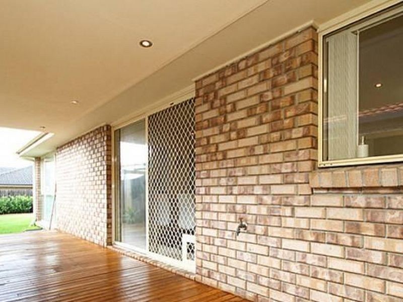 8 Bullen Circuit, Forest Lake QLD 4078